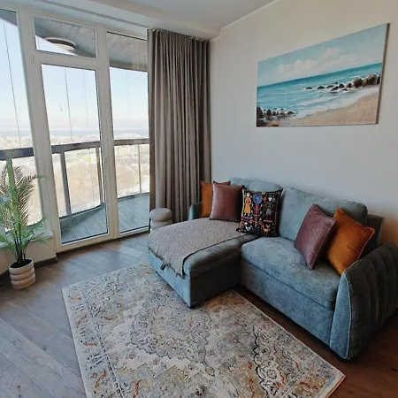 Luxury Skyline With Unforgettable Views *