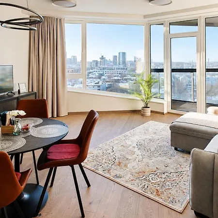 Luxury Skyline With Unforgettable Views Apartment