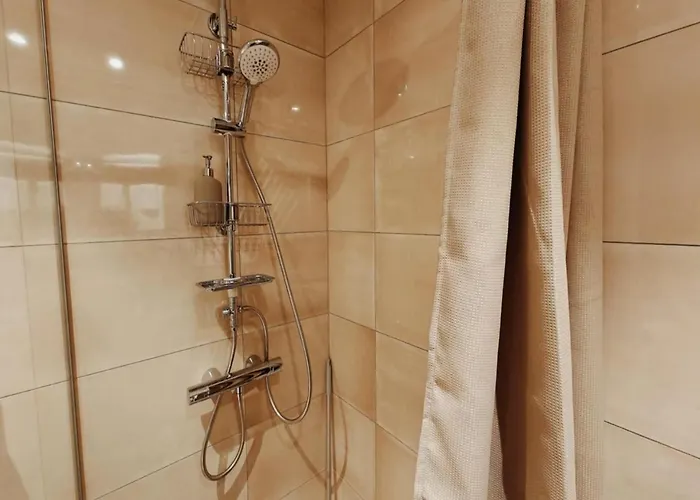 Apartment Luxury Skyline With Unforgettable Views