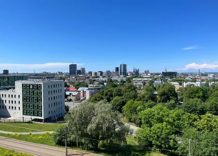 Luxury Skyline With Unforgettable Views Apartment